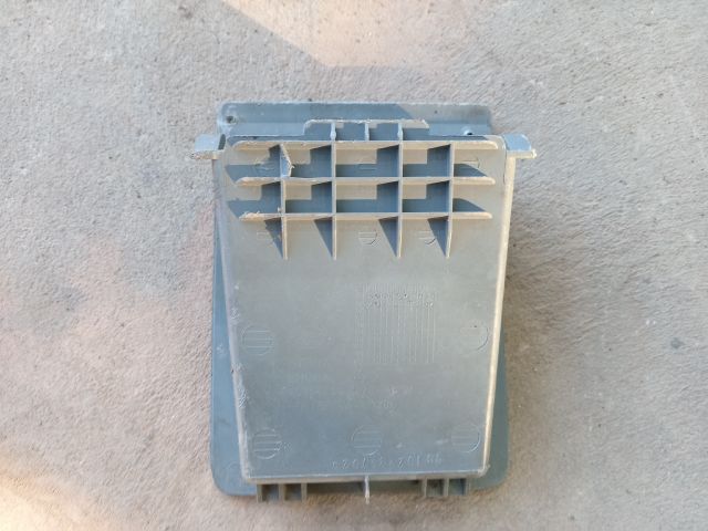 bontott FORD TRANSIT Első Hamutartó