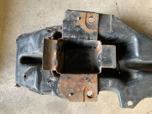 bontott FORD TRANSIT Első Lökhárító Alsó (Műanyag)