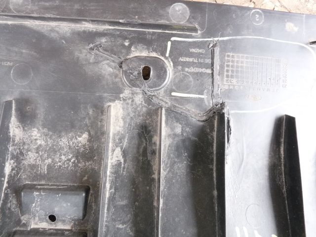 bontott FORD TRANSIT Első Lökhárító Alsó (Műanyag)