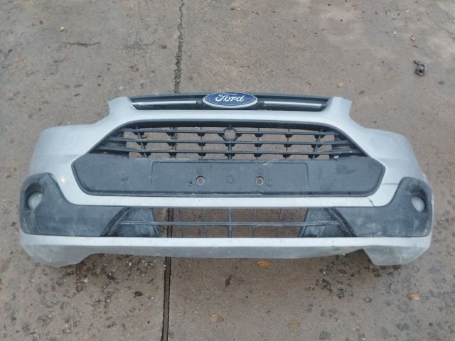 bontott FORD TRANSIT Első Lökhárító (Részeivel)