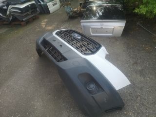 bontott FORD TRANSIT Első Lökhárító (Részeivel)