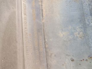 bontott FORD TRANSIT Első Lökhárító (Részeivel)