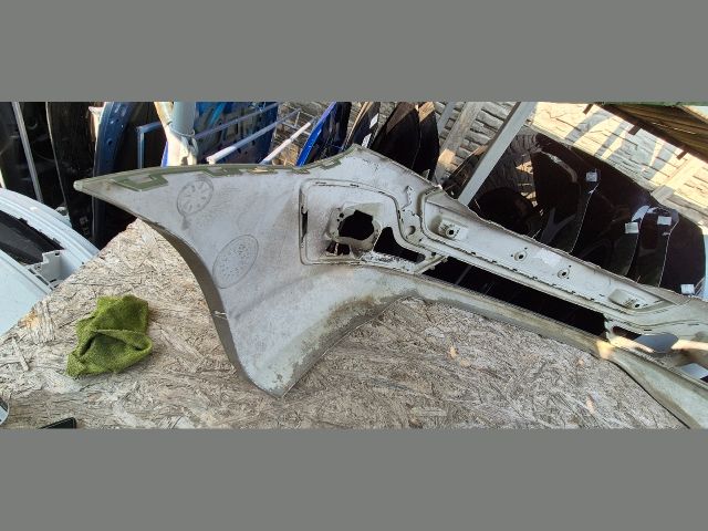 bontott FORD TRANSIT Első Lökhárító (Üresen)