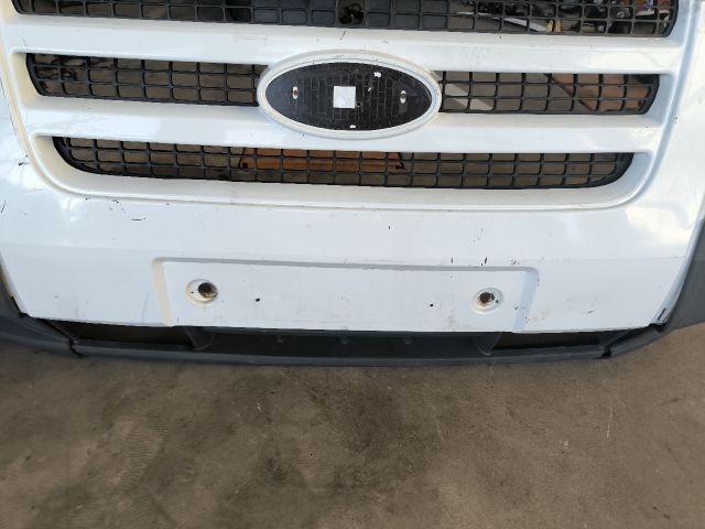 bontott FORD TRANSIT Első Lökhárító (Üresen)