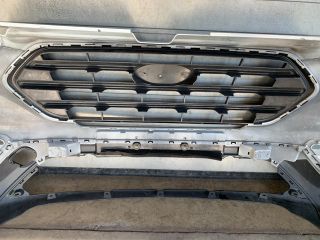 bontott FORD TRANSIT Első Lökhárító (Üresen)