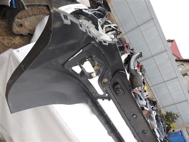 bontott FORD TRANSIT Első Lökhárító (Üresen)