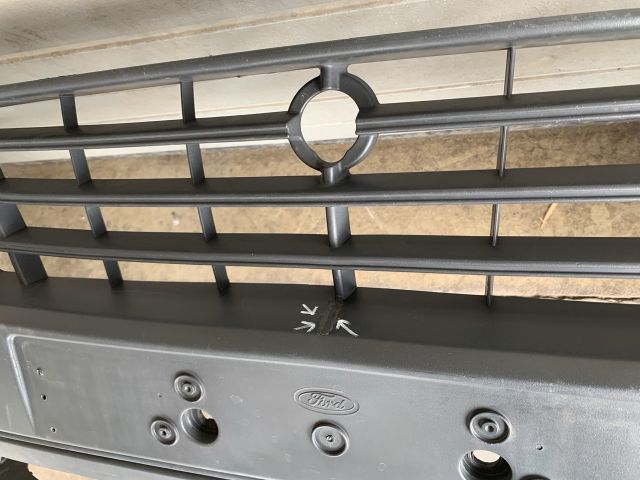 bontott FORD TRANSIT Első Lökhárító (Üresen)