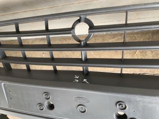 bontott FORD TRANSIT Első Lökhárító (Üresen)