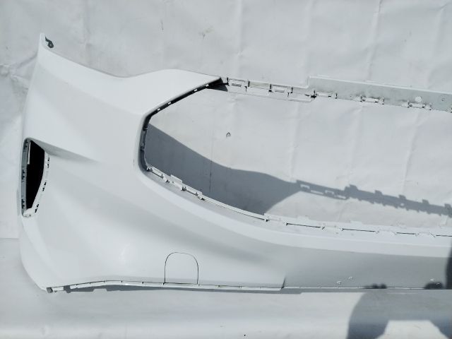 bontott FORD TRANSIT Első Lökhárító (Üresen)