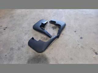 bontott FORD TRANSIT Első Sárvédő Gumi Pár