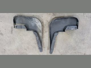 bontott FORD TRANSIT Első Sárvédő Gumi Pár