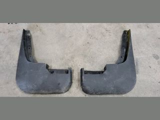 bontott FORD TRANSIT Első Sárvédő Gumi Pár