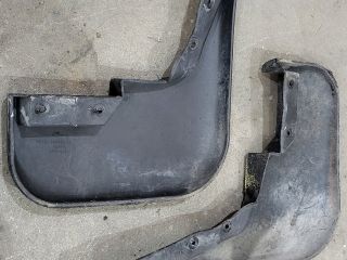 bontott FORD TRANSIT Első Sárvédő Gumi Pár