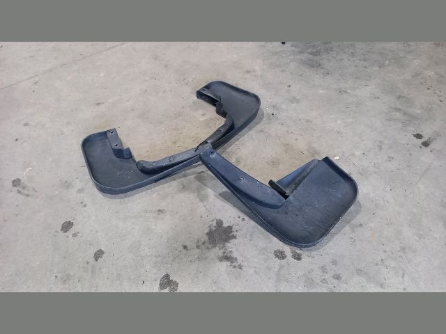 bontott FORD TRANSIT Első Sárvédő Gumi Pár