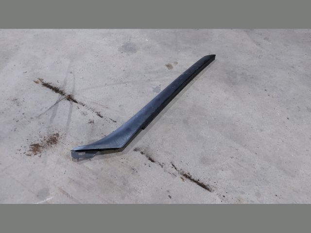 bontott FORD TRANSIT Első Szélvédő Felső Díszléc