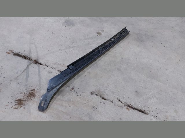 bontott FORD TRANSIT Első Szélvédő Felső Díszléc