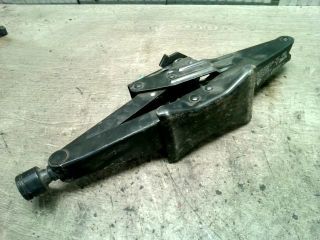 bontott FORD TRANSIT Emelő