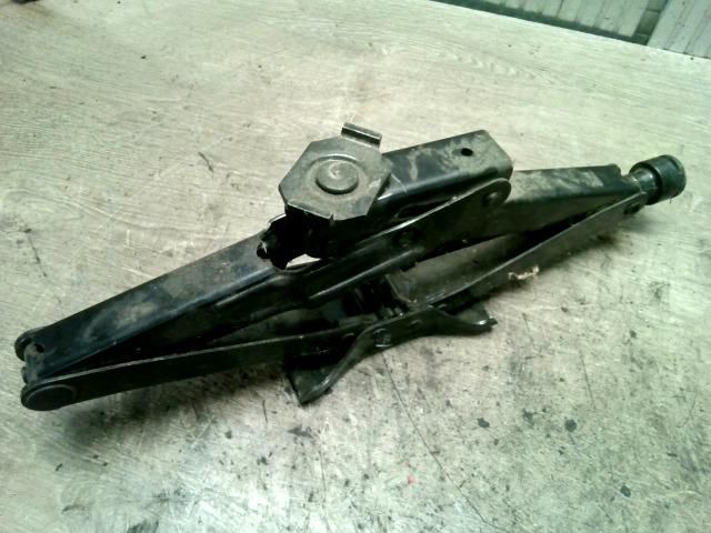 bontott FORD TRANSIT Emelő