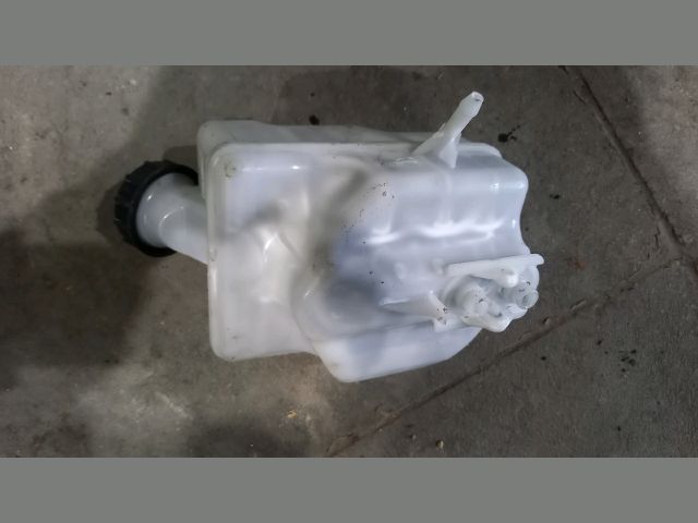 bontott FORD TRANSIT Fékfolyadék Tartály