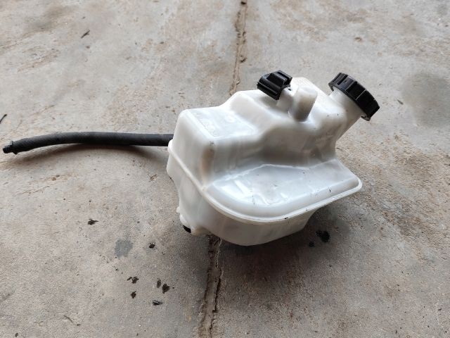 bontott FORD TRANSIT Fékfolyadék Tartály