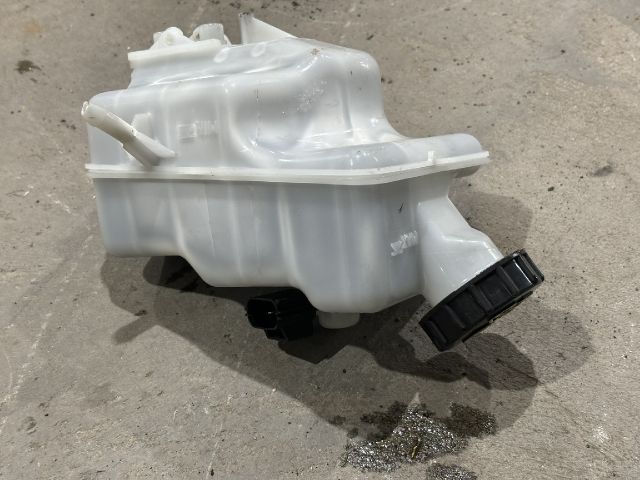 bontott FORD TRANSIT Fékfolyadék Tartály