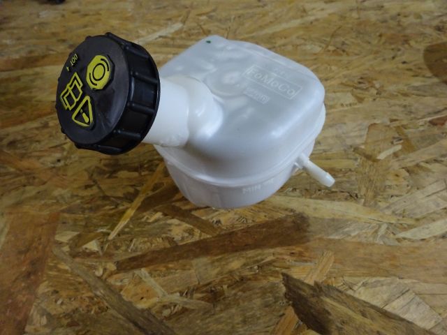 bontott FORD TRANSIT Fékfolyadék Tartály