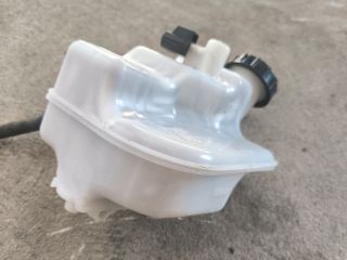 bontott FORD TRANSIT Fékfolyadék Tartály
