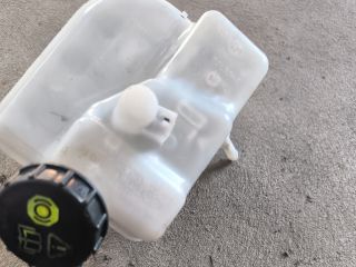 bontott FORD TRANSIT Fékfolyadék Tartály