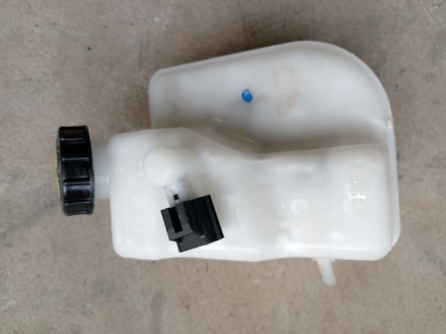 bontott FORD TRANSIT Fékfolyadék Tartály