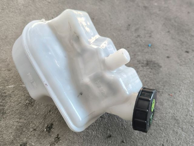 bontott FORD TRANSIT Fékfolyadék Tartály