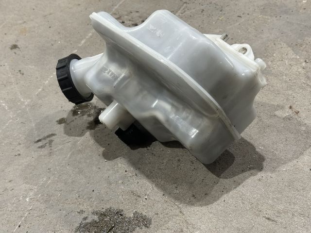 bontott FORD TRANSIT Fékfolyadék Tartály