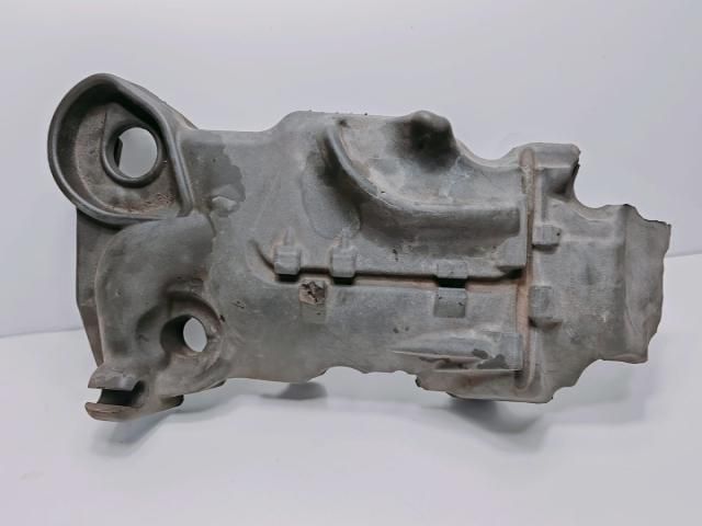 bontott FORD TRANSIT Felső Hűtőburkolat