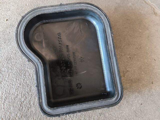 bontott FORD TRANSIT Fényszóró Izzó Foglalat