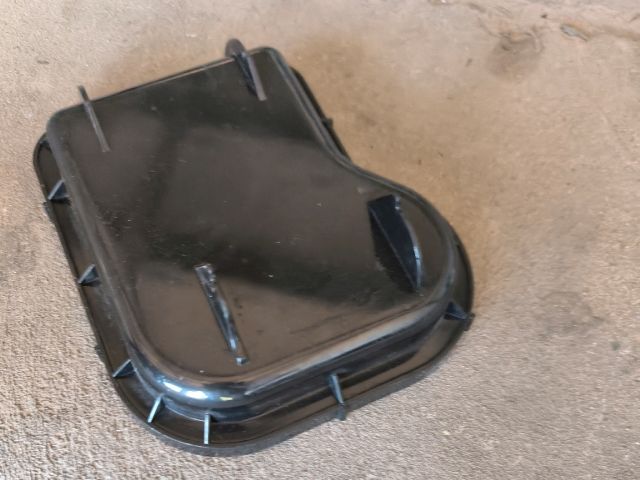 bontott FORD TRANSIT Fényszóró Izzó Foglalat