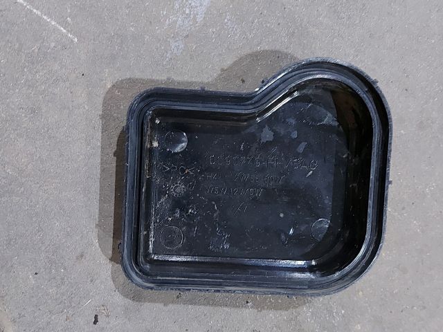 bontott FORD TRANSIT Fényszóró Lámpabúra Fedél