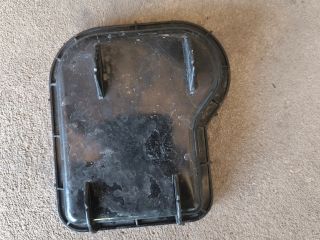 bontott FORD TRANSIT Fényszóró Lámpabúra Fedél