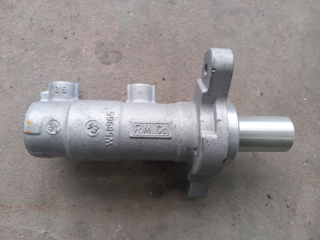 bontott FORD TRANSIT Főfékhenger