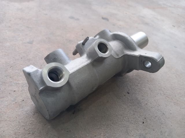 bontott FORD TRANSIT Főfékhenger