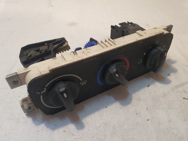 bontott FORD TRANSIT Fűtéskapcsoló (Nem klímás)