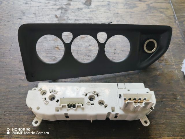 bontott FORD TRANSIT Fűtéskapcsoló (Nem klímás)