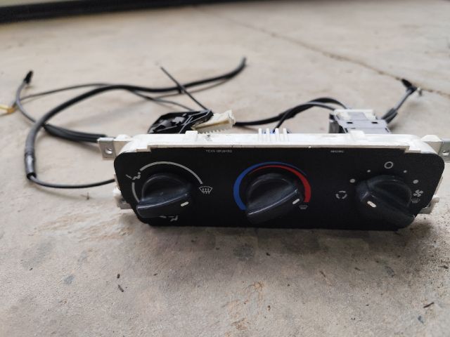 bontott FORD TRANSIT Fűtéskapcsoló (Nem klímás)