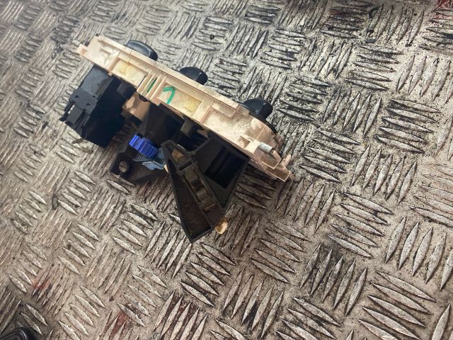 bontott FORD TRANSIT Fűtéskapcsoló (Nem klímás)