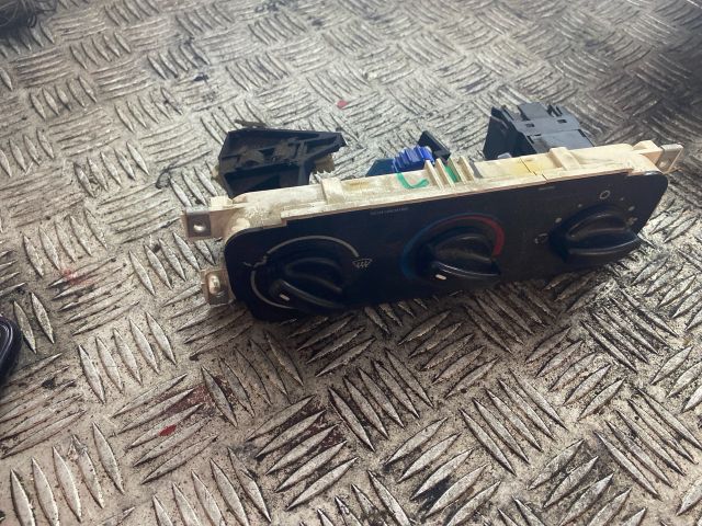 bontott FORD TRANSIT Fűtéskapcsoló (Nem klímás)