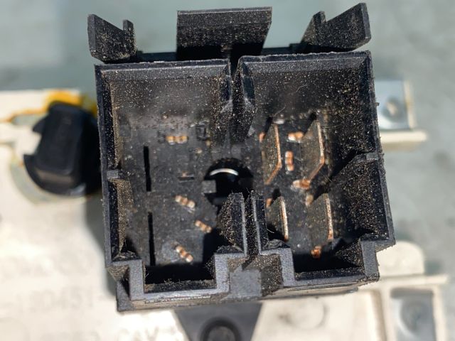 bontott FORD TRANSIT Fűtéskapcsoló (Nem klímás)