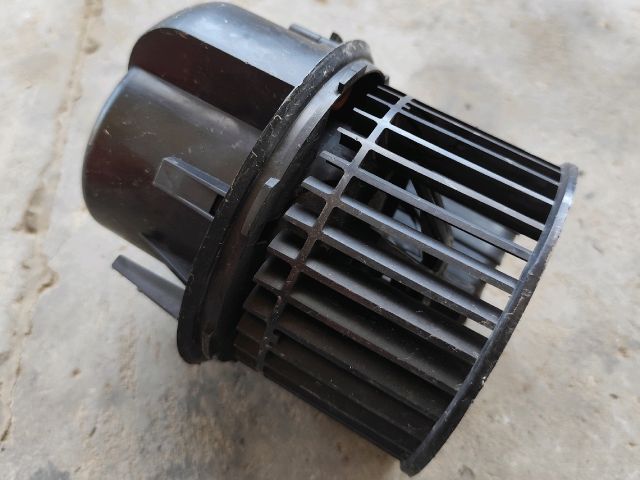 bontott FORD TRANSIT Fűtőmotor (Nem klímás)