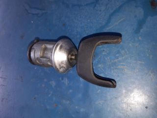 bontott FORD TRANSIT Gyújtáskapcsoló Zárbetét