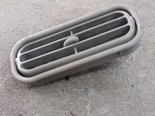 bontott FORD TRANSIT Hátsó középső Szellőző