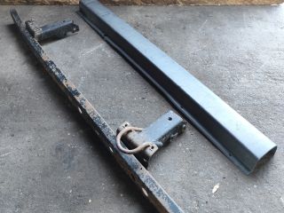 bontott FORD TRANSIT Hátsó Lökhárító Merevítő (Fém)