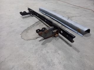 bontott FORD TRANSIT Hátsó Lökhárító Merevítő (Fém)