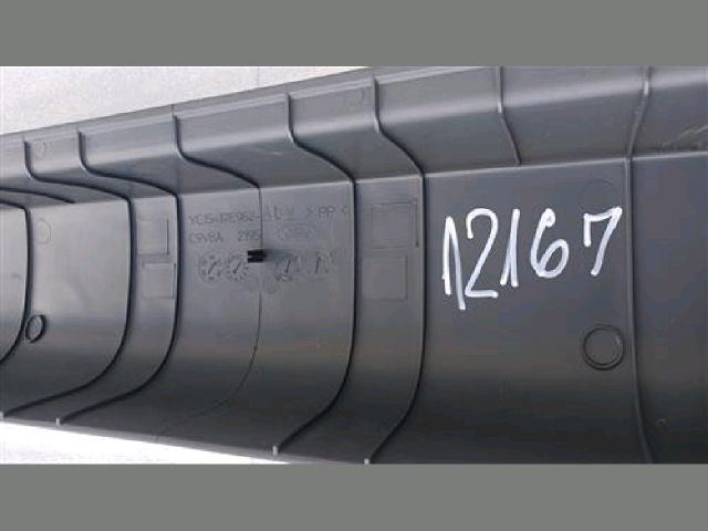 bontott FORD TRANSIT Hátsó Lökhárító (Részeivel)